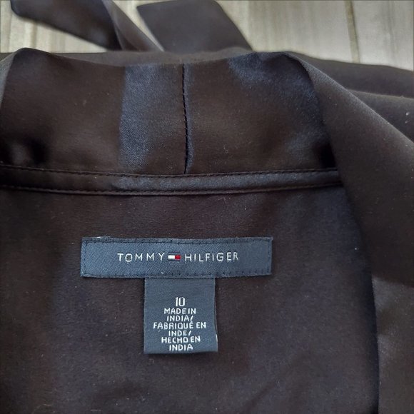 Tommy Hilfiger Black Sleeveless Blouse - Picture 3 of 5